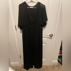 Long Black Dress w Flutter Sleeves